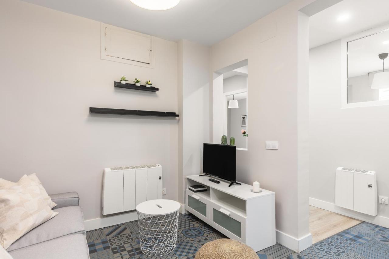 2 Bedrooms 1 Bathroom Furnished - Las Letras - Bright - Mintystay Madrid Eksteriør bilde