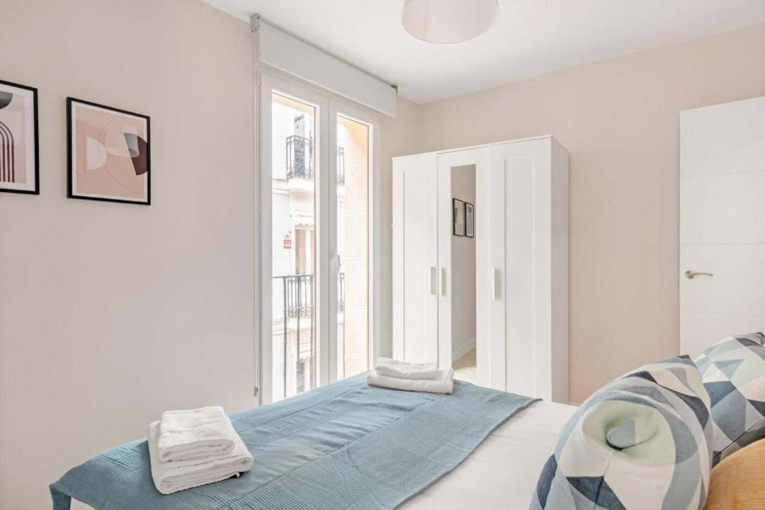 2 Bedrooms 1 Bathroom Furnished - Las Letras - Bright - Mintystay Madrid Eksteriør bilde